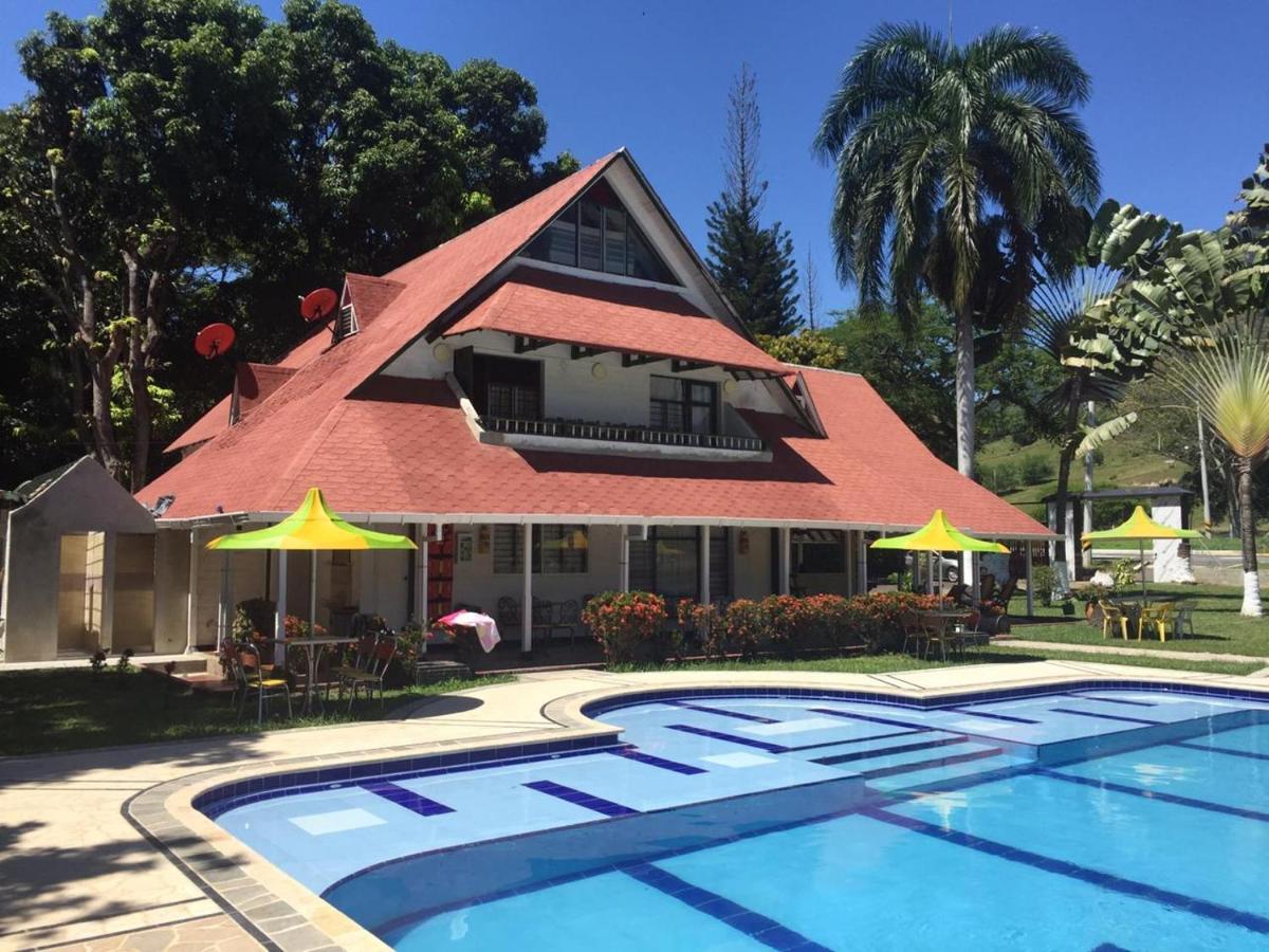 Finca Hotel Pinares Ла-Пинтада Экстерьер фото